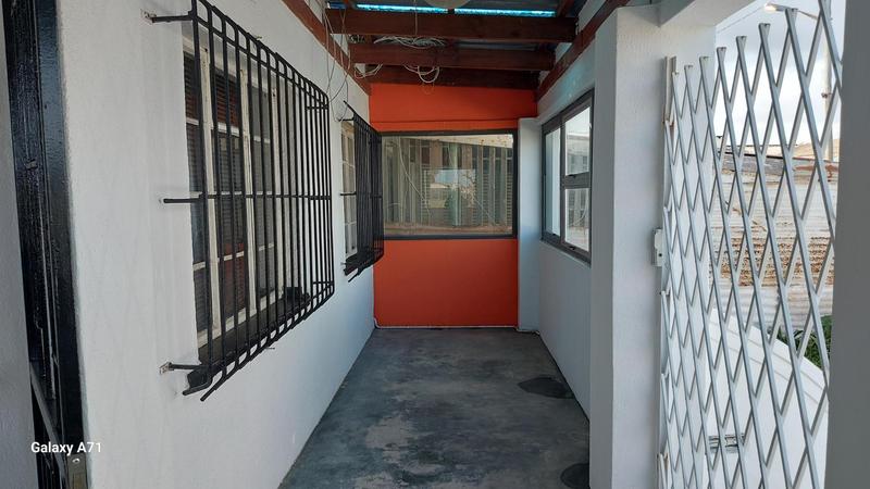 3 Bedroom Property for Sale in Steenberg Western Cape